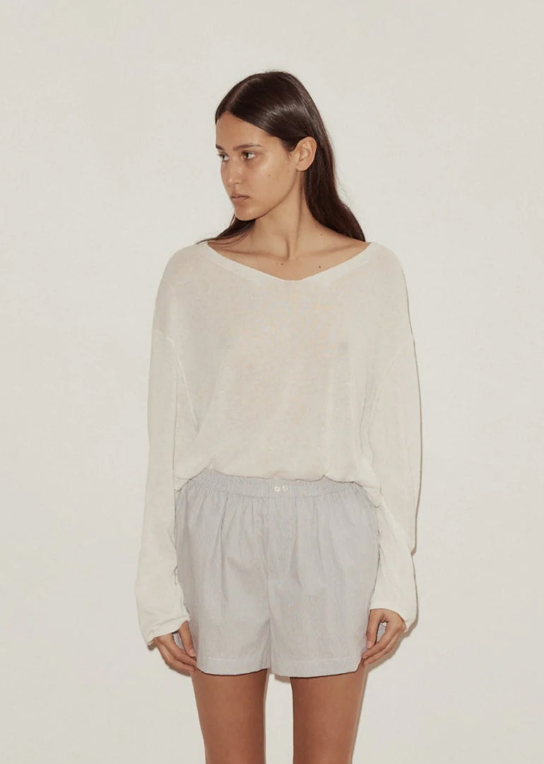Deiji Studios - Loose Long Sleeve Knitted Top in White