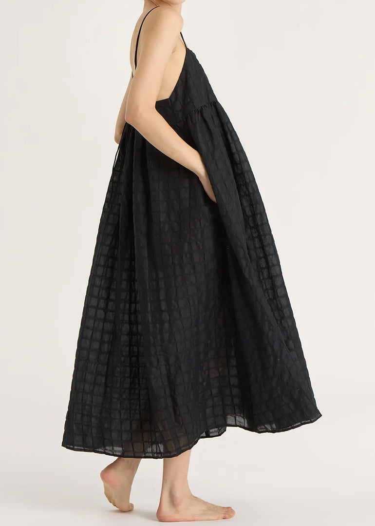 Black Crane - Ripple Strap Dress in Black
